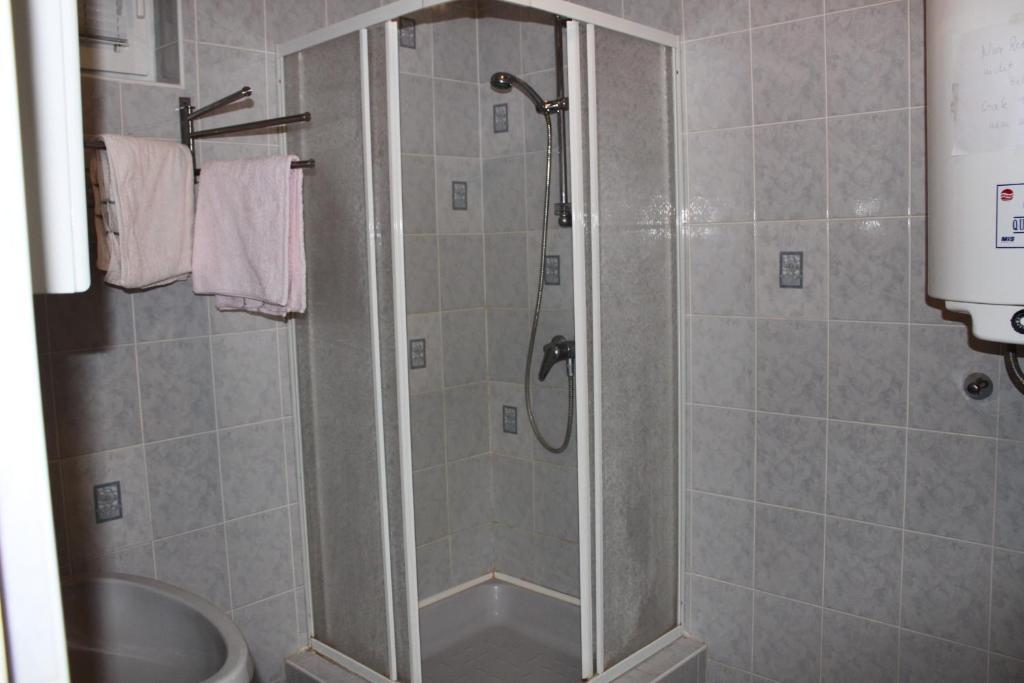 Orwa Apartmanok - Fenyofa Koez Zalakaros Quarto foto